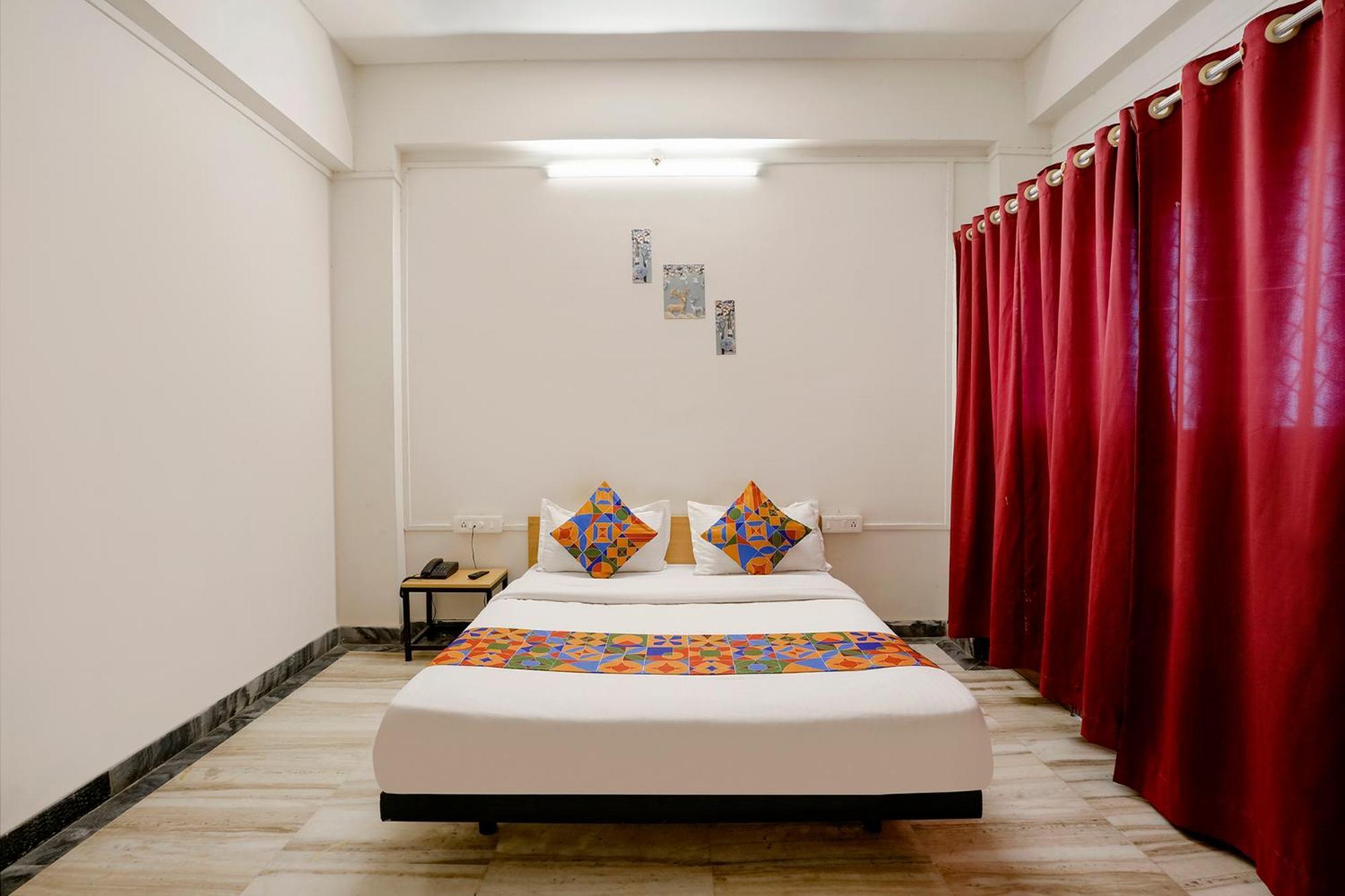 Fabhotel Saubhagya Inn 나식 외부 사진
