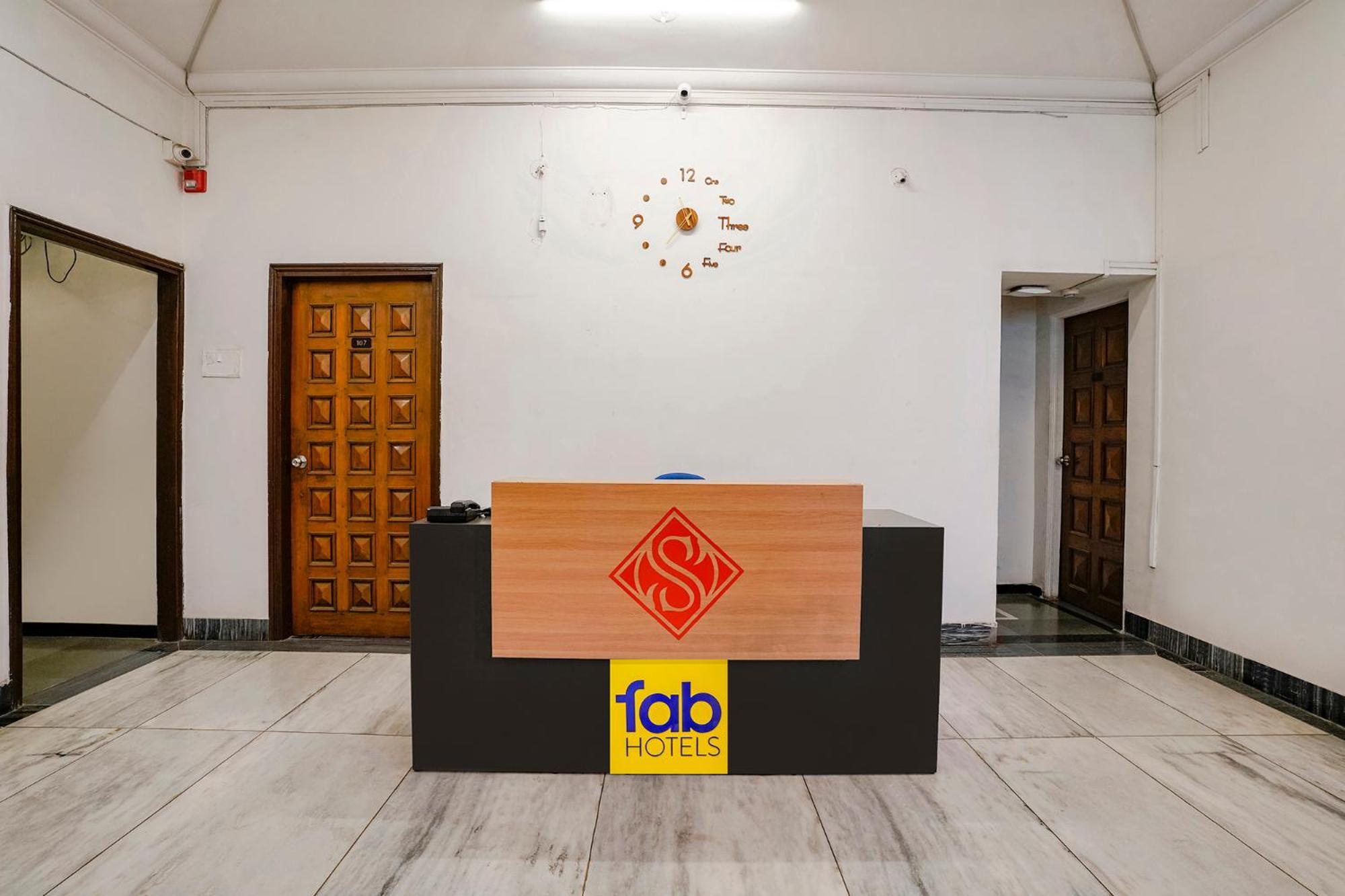 Fabhotel Saubhagya Inn 나식 외부 사진