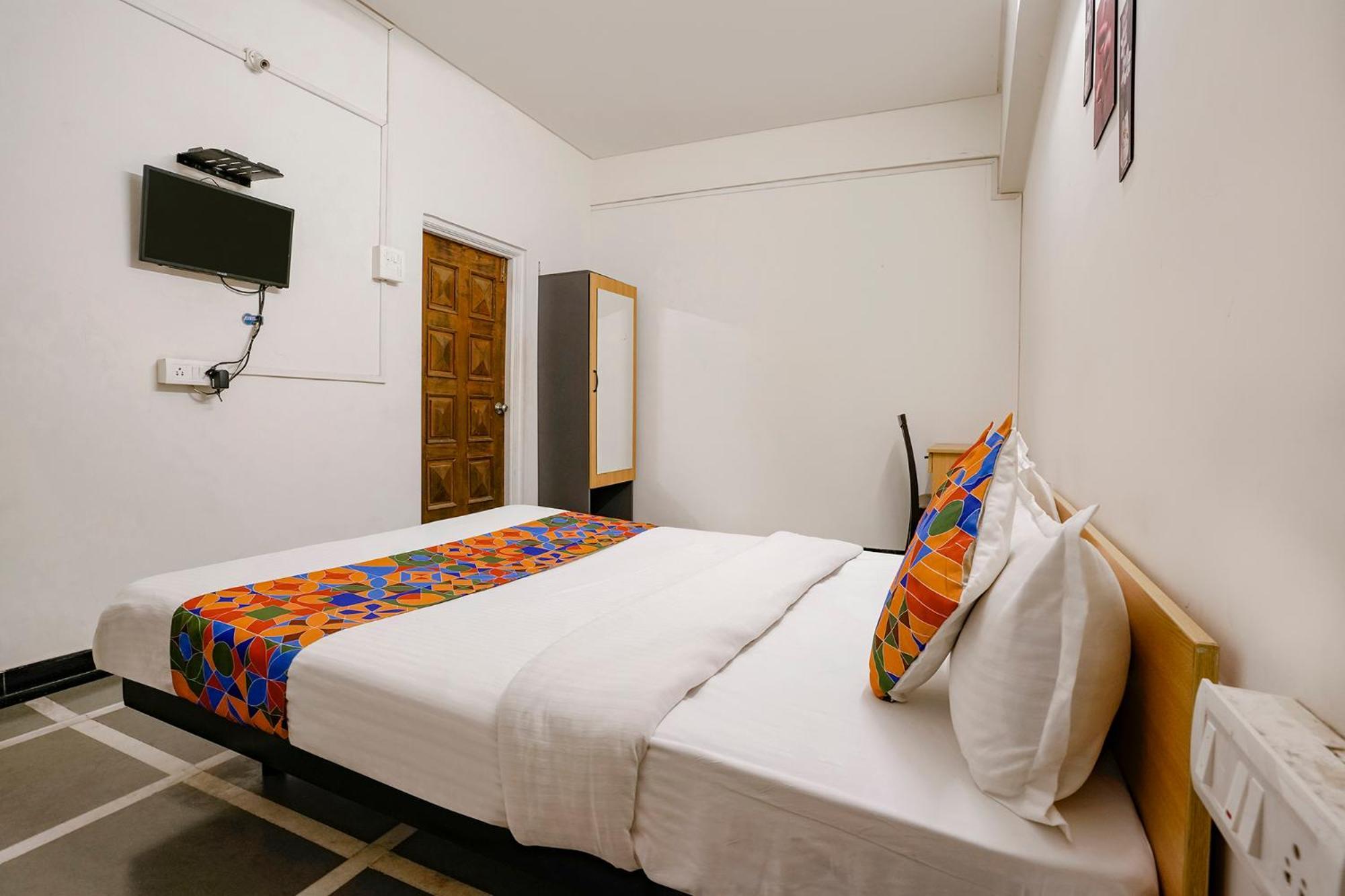 Fabhotel Saubhagya Inn 나식 외부 사진