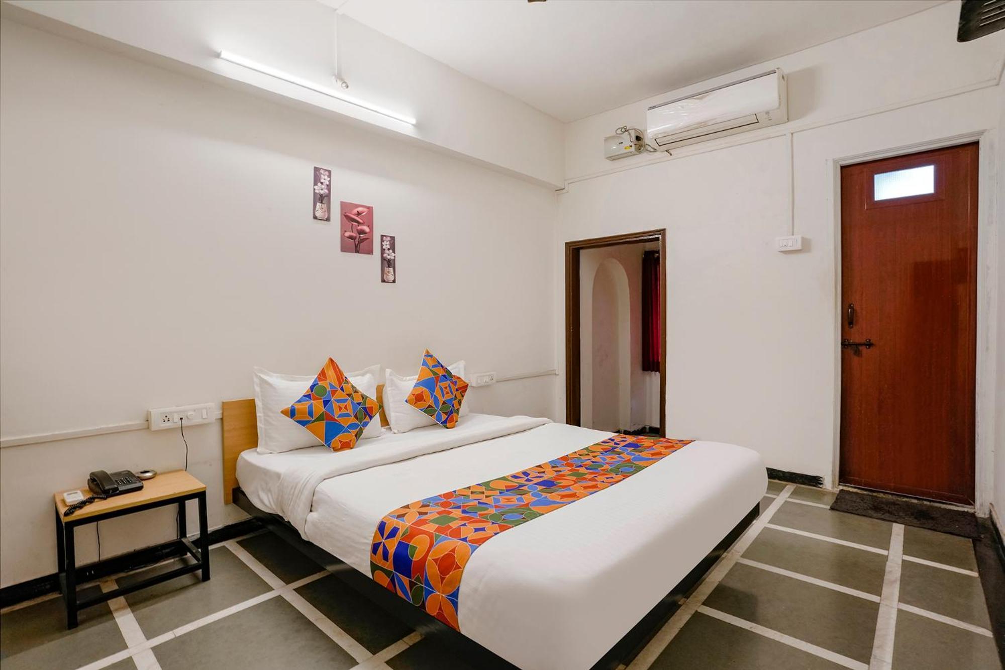 Fabhotel Saubhagya Inn 나식 외부 사진