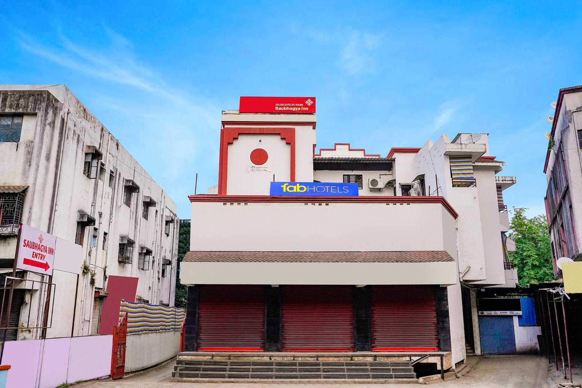 Fabhotel Saubhagya Inn 나식 외부 사진